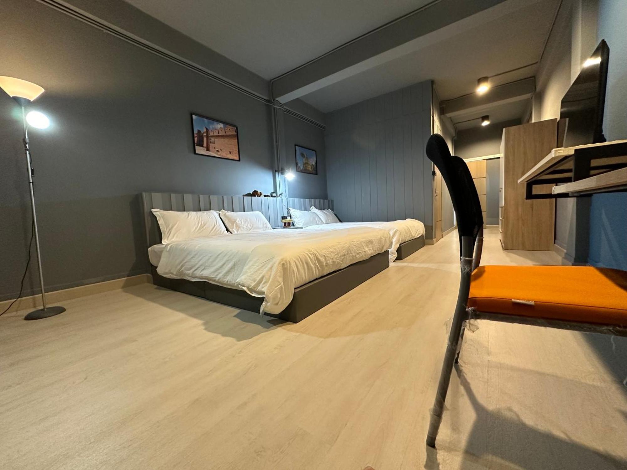 Vibe, House, 7 Mins To Bts, Center, Private In Sathon, Private Bathroom, Bangkok, Thailand Casa de hóspedes *